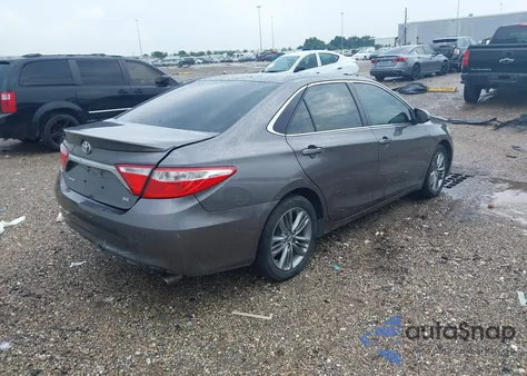 2015 Toyota Camry Se z USA, uszkodzony, nr VIN 4T1BF1FK0FU937837